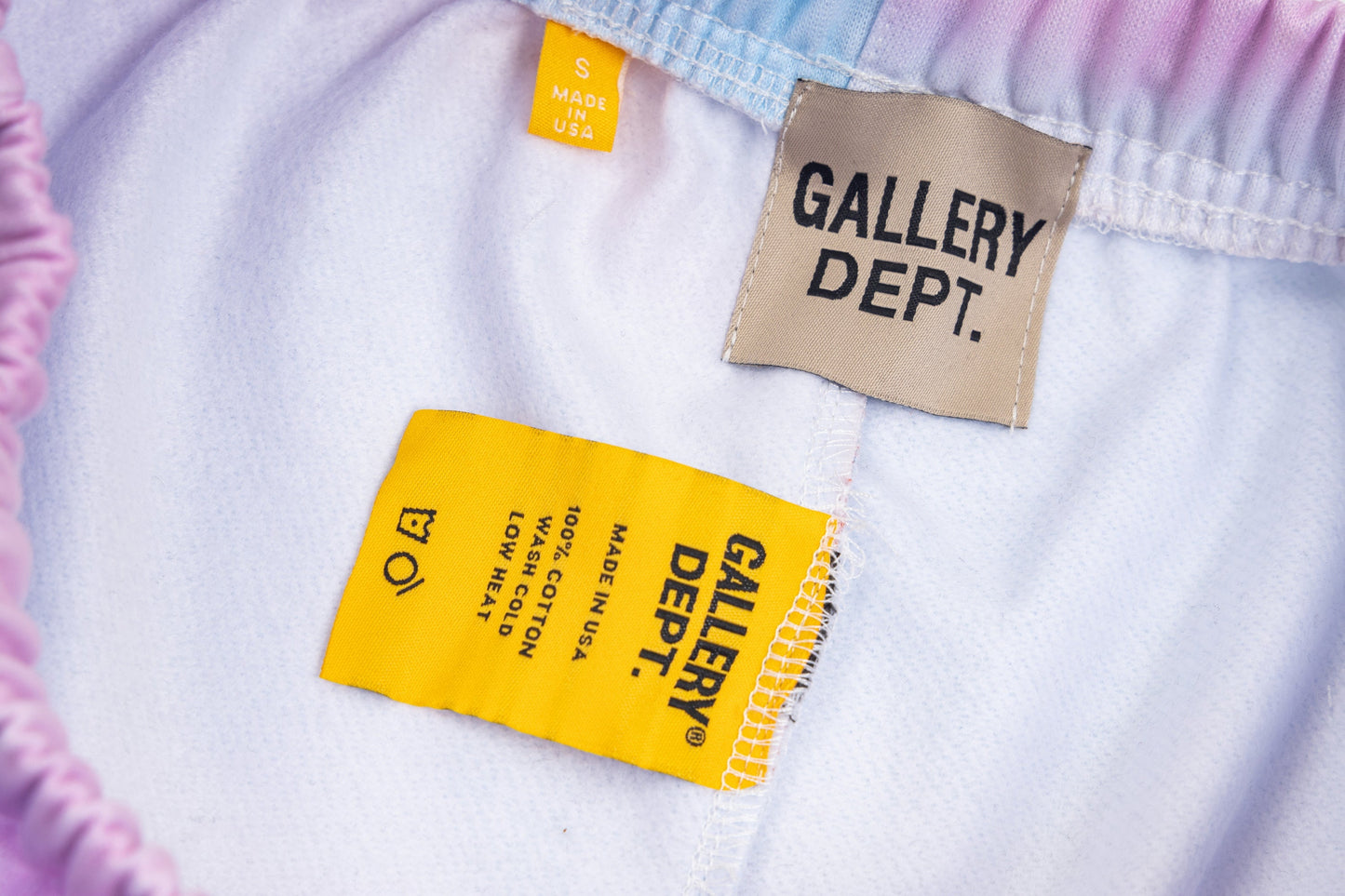 DÉPARTEMENT GALERIE Nouveaux pantalons
