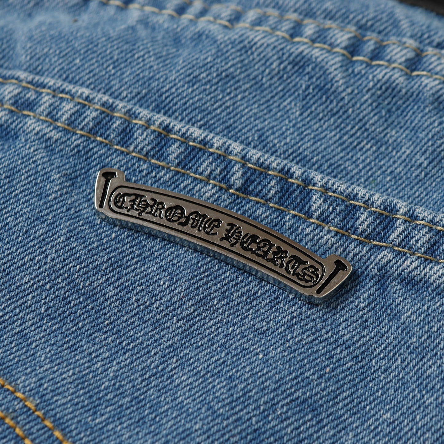 Pantalon Chrome Hearts 9975