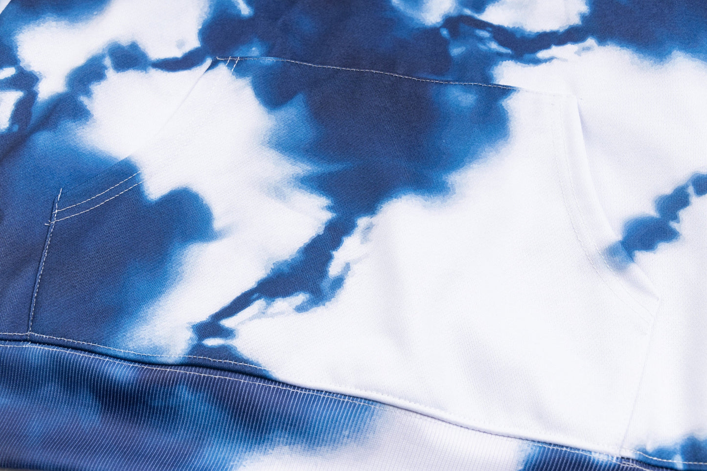DÉPARTEMENT GALERIE Nouveau sweat à capuche