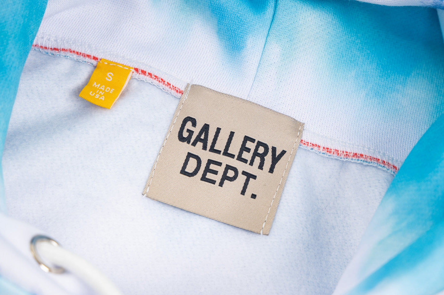 DÉPARTEMENT GALERIE Nouveau sweat à capuche 